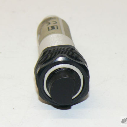 NEU-OVP Omron E3F2-DS30B41-P1 Reflexions-Lichttaster Sensor 10-30VDC - Maranos.de