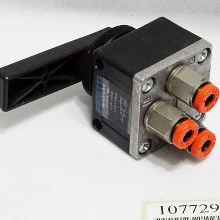 Festo 151842 Steuerschieber HS-4/3-1/8-B - Maranos.de