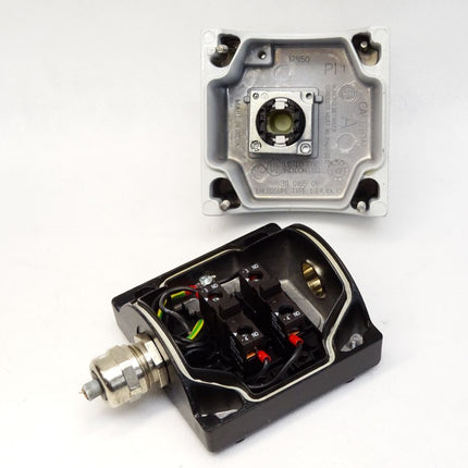 Siemens Schlüsselschalter mit Gehäuse + 3SB3420-0B - Maranos.de