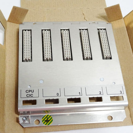 Sigmatek 12-002-041 C-DIAS Modulträger CMB041 HW:3.0 / Neu OVP - Maranos.de