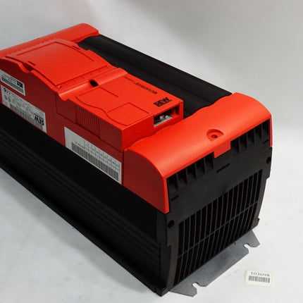 SEW Eurodrive Umrichter 30kW MCF40A0300-503-4-00 8267472 Powerunit MDX60A0300-503-4-00 8227152  Controlunit MCF40A-00 - Maranos.de