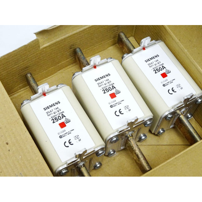 Siemens 3NA7144 Sicherungseinsatz 250A NH1-gL/gG / Inhalt : 3 Stück / Neu OVP - Maranos.de