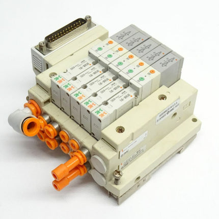 SMC SS5V1-DUK01498 + 5 Stück SV1A00-5FU // - Maranos.de