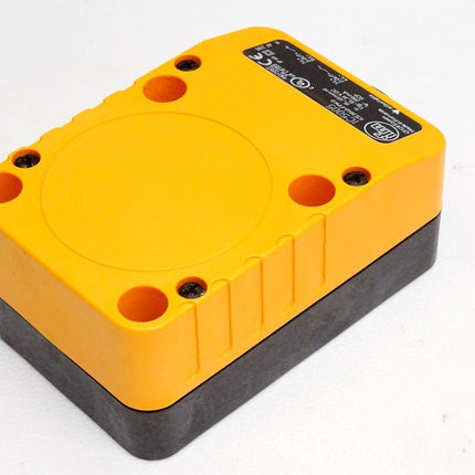 Ifm IC5005 ICE3040-FPKG Induktiver Sensor / Neu OVP - Maranos.de