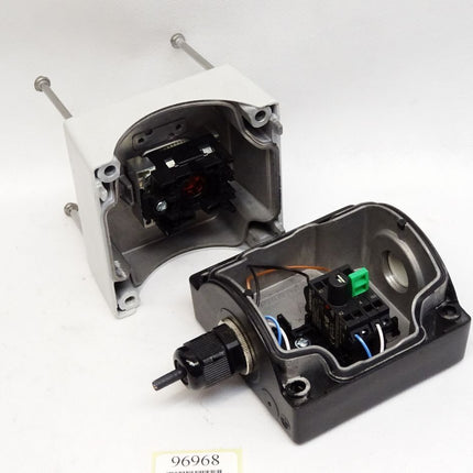 Siemens Drucktaster rot 3SU1401-2BB20-3AA0 3SU1400-2AA10-3BA0 Gehäuse 3SU1851-0AA00-0AB1 - Maranos.de