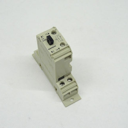 Siemens 8WA-8SF Schutzschalterklemme 2A - Maranos.de