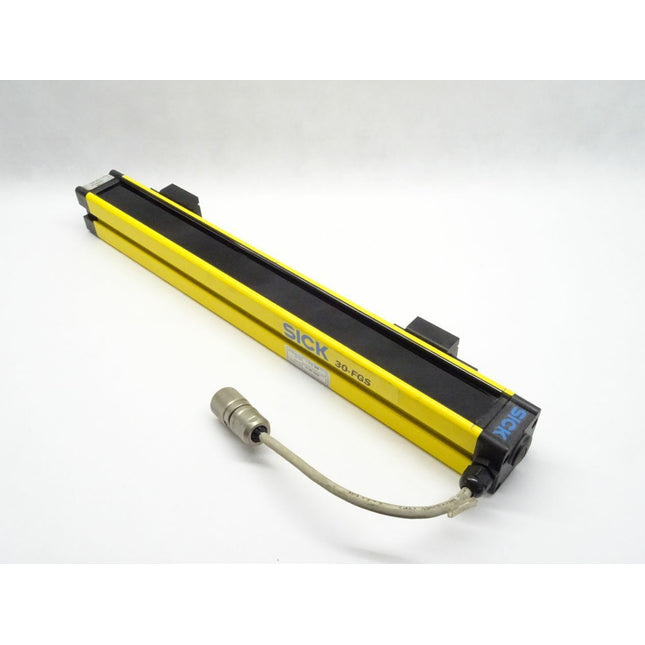 Sick FGSS450-23 elektronische Lichtschranke SENDER 1012588 / 24V / 30-FGS - Maranos.de
