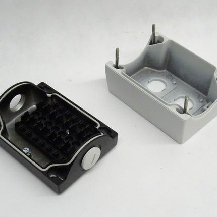 Siemens 3SB3802-2AA3 / 3SB 3802-2AA3 Metallgehäuse - Maranos.de