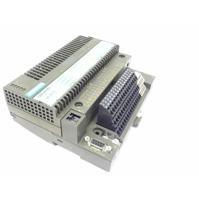 Siemens SIMATIC ET200B-16DO 6ES7193-0CA30-0XA0 E: 3 + 6ES7132-0BH01-0XB0 E: 2 - Maranos.de