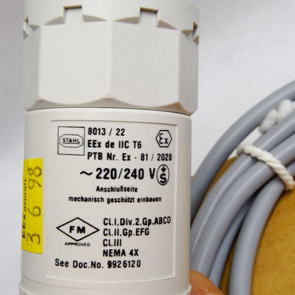 Stahl Leuchtmelder rot 8013/22-01-23 / Neu OVP - Maranos.de