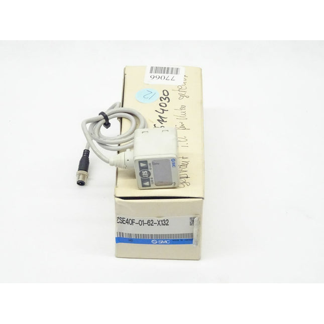 SMC ZSE40F-01-62 / ZSE40F-01-62-X132 OVP Vakuum Druckschalter - Maranos.de