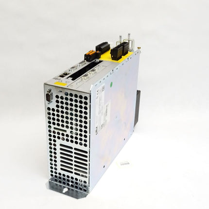 Pilz PMCprotego Servoverstärker D.24/000/0/0/2/ 8176104 + PMC Erweiterungskarte Profibus 8176280 - Maranos.de