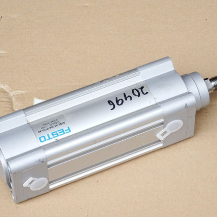 Festo Normzylinder 1383636 DSBC-63-100-PPSA-N3 / Unbenutzt - Maranos.de