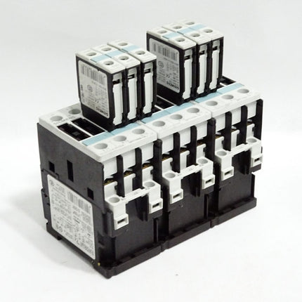 Siemens Leistungsschütz 3RT1026-1AL20 + 3RT1024-1AL20 (nur eine Halterung auf der Unterseite) - Maranos.de