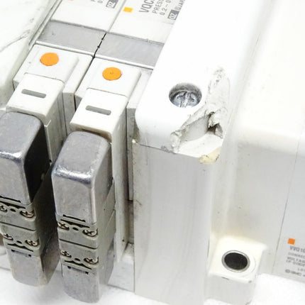 SMC Connector Box VVQ1000W-130A-1 + Valve VQC2A01N-51 + Valve VQC2301N-51 - Maranos.de