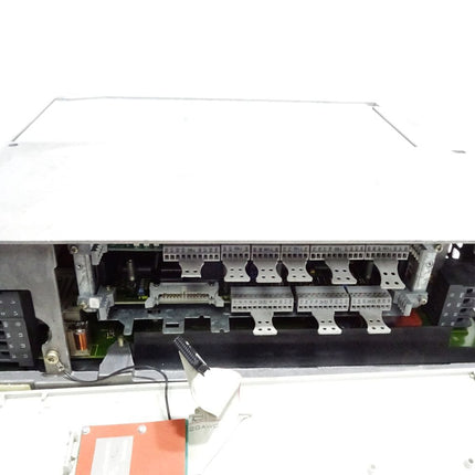 Siemens Simovert Wechselrichter 6SE7021-3TB61-Z D99+K11 6SE7090-0XX84-0AB0 6SE7098-0XX84-0BB0 - Maranos.de