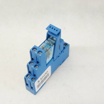 Finder 99.80.9.024.99 Relais + 95.95.3 Sockel +  40.52 Relais - Maranos.de