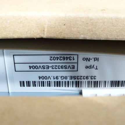 Lenze Servo Umrichter 1.5kW 13462402 EVS9323-ESV004 33.9323SE.8G.91.V004 / Neu OVP - Maranos.de