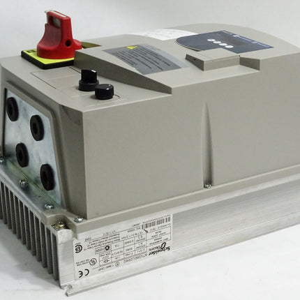 Schneider Electric ATV28EU29M2 Frequenzumrichter 1.5kW - Maranos.de