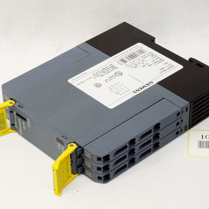 Siemens Safety Relay 3SK1111-2AB30 / Neuwertig - Maranos.de