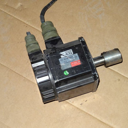 Sanyo Denki P60B13150HXS0JE AC P6 Servermotor BL Super - Maranos.de