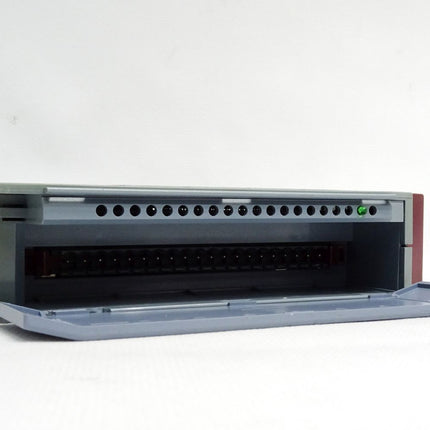 B&R 3AO350.6 Rev.05.00 2005 Analoges Ausgangsmodul - Etikette auf der Klappe fehlt - Maranos.de