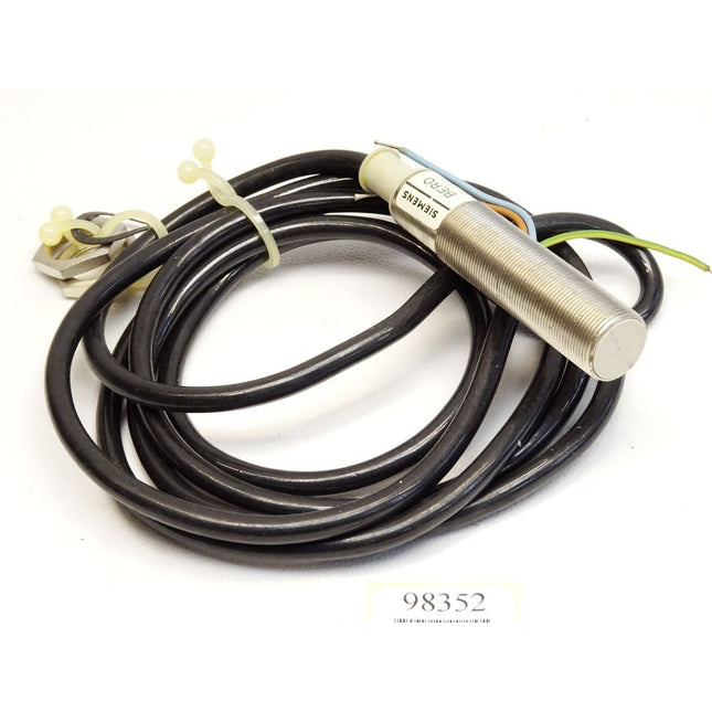 Siemens Bero 3SG3234-0AR41 Näherungsschalter - Maranos.de