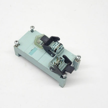 Siemens SIMATIC S7 6ES7194-4AA00-0AA0 E: 02 6ES7 194-4AA00-0AA0 Connecting Modul - Maranos.de