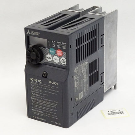Mitsubishi Electric Umrichter D700-SC FR-D720S-025SC-EC 0,4kW - Maranos.de