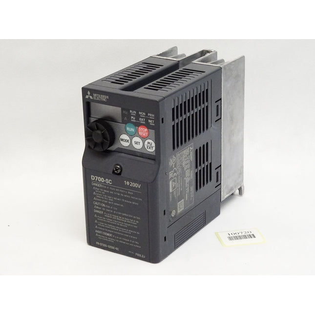Mitsubishi Electric Umrichter D700-SC FR-D720S-025SC-EC 0,4kW - Maranos.de