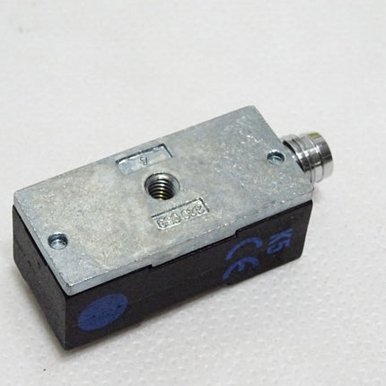 Festo 151685 SMTO-1-PS-S-LED-24-C Näherungsschalter - Maranos.de