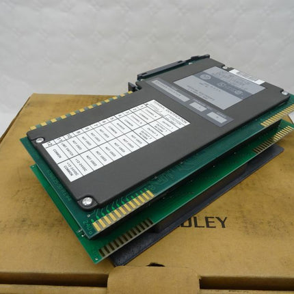 Allen Bradley 1771-IK Encoder/Counter Module (12-24) I/O NEU/OVP - Maranos.de