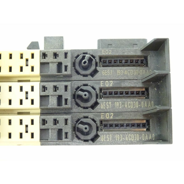Siemens  6ES7193-4CD30-0AA0 / 6ES7 193-4CD30-0AA0 / Inhalt : 3 Stück - Maranos.de