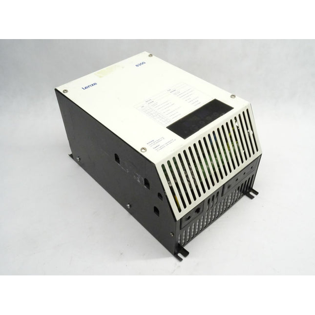 Lenze 8300 Frequenzumrichter 3A2660 // 8306 E // 0/7237/XB 96 - Maranos.de