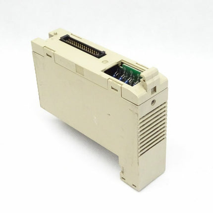 Omron C200H-ID211 Eingabeeinheit 12-24VDC / 10mA LOT: 0273J 003601001B - Maranos.de