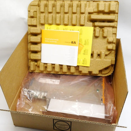 B&R Acopos Multi I0055D 8BVI0055HWD0.000-1 Rev S0 + Einsteckmodul AC0122 8BAC0122.000-1 / Neu OVP - Maranos.de