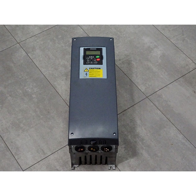 Vacon NXS00615A2H1SSSA1A3000000 CSASA1A3000000 PA006152H1SSS - Halterung gebrochen - Maranos.de