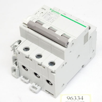 Schneider Electric Osmart C50 OSMC32N3C50 / Neu - Maranos.de