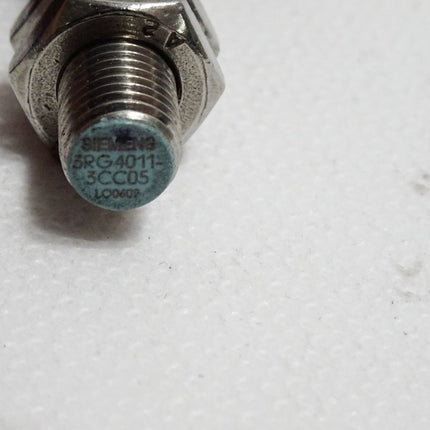 Siemens 3RG4011-3CC05 Induktiver Sensor - Maranos.de