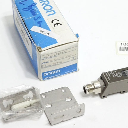 Omron E3S-CR67 Photoelectric Sensor  / Neu OVP - Maranos.de