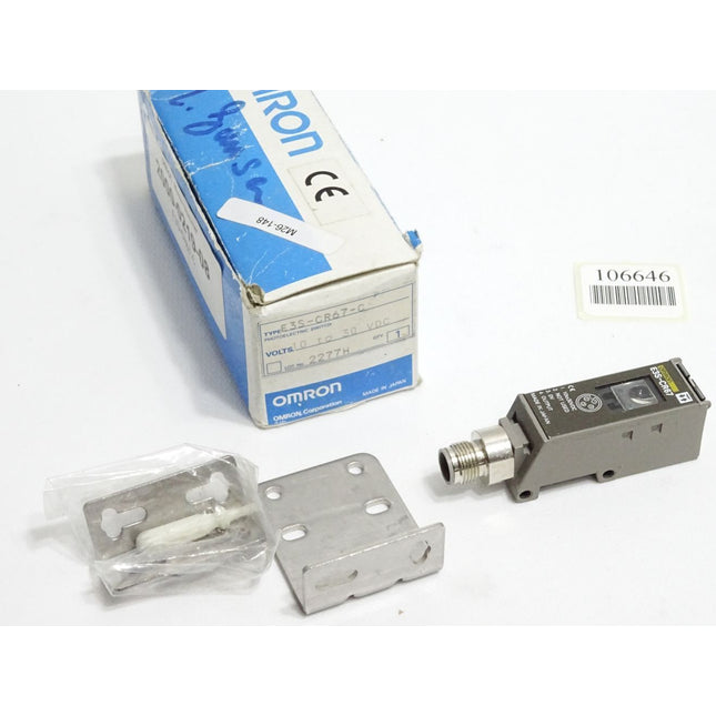 Omron E3S-CR67 Photoelectric Sensor  / Neu OVP - Maranos.de