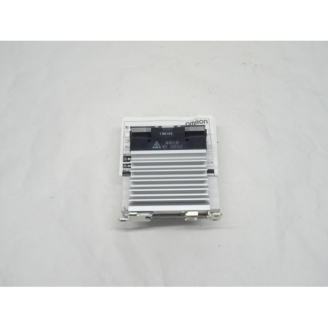 Omron G3P3-215B Solid State Relay neu-OVP - Maranos.de