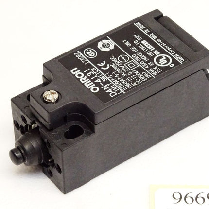 Omron D4N-4131 D4N4131 Sicherheitspositionsschalter / Neu - Maranos.de