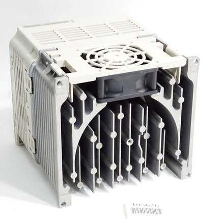 Yaskawa V1000 CIMR-VC4A0011BAA / Unbenutzt - Maranos.de