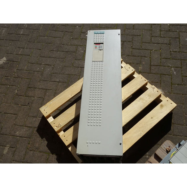 Siemens Wechselrichter Simovert 6SE7031-0TE60-Z G13 K80 K11 K02 mit Optionskarte 6SE7098-2XX84-0AH0 6SE7090-0XX84-0AH2 6SE7090-0XX84-0FF5 6SE7090-0XX84-0KA0 6SE7090-0XX84-0AB0 - Maranos.de