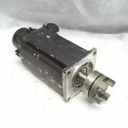 Rexroth MSK060C-0300-NN-S2-UG0-RNNN 3-Phase Permanent Magnet Motor R911307227 / 4900Rpm - Maranos.de