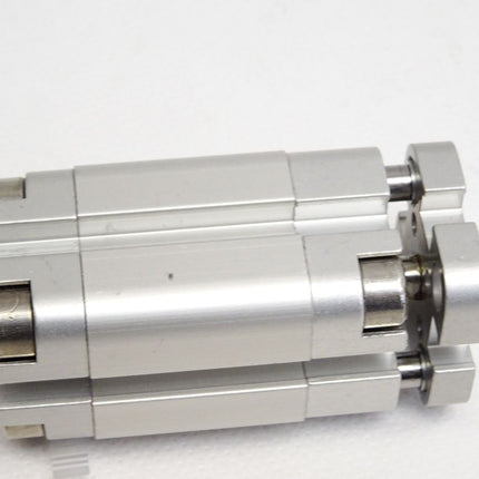 Festo Kompaktzylinder ADVUL-12-15-P-A 156846 / Neu - Maranos.de