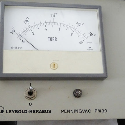 Leybold-Heraeus Penningvac PM30 /162 91 - Maranos.de