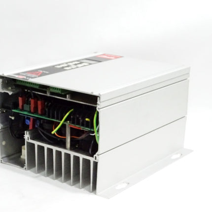 Danfoss Variable Speed Drive VLT Type 3004 175H7246 2.2kW / Neuwertig - Maranos.de