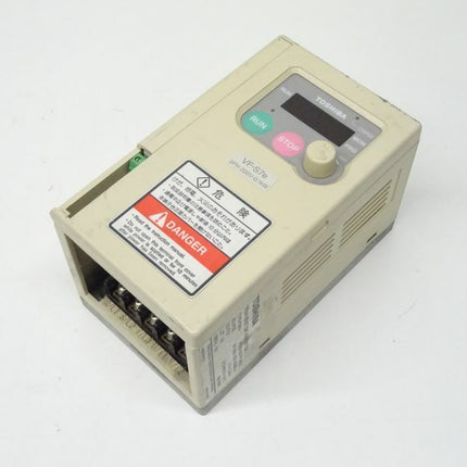 Toshiba VFS7E-2001PY-A9 Transistor Inverter 0,7A 0,3kVA - Maranos.de